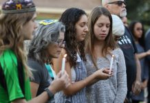 Lakeland honors victims of Pittsburgh synagogue shooting