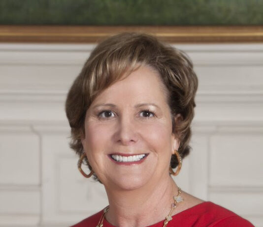 Philanthropist and daughter of Publix founder dies at 65