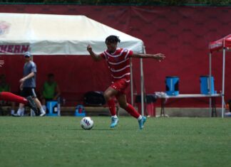 Transfer player aids men’s soccer winning starting record