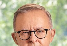 Australia bans social media