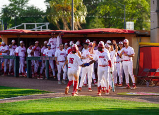 Baseball obliterates school stolen base record, beats Tampa